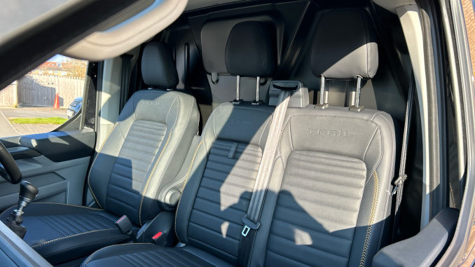 Ford Transit Custom 320 L2 Diesel Fwd 2.0 EcoBlue 150ps H1 Van Trail - Image 34